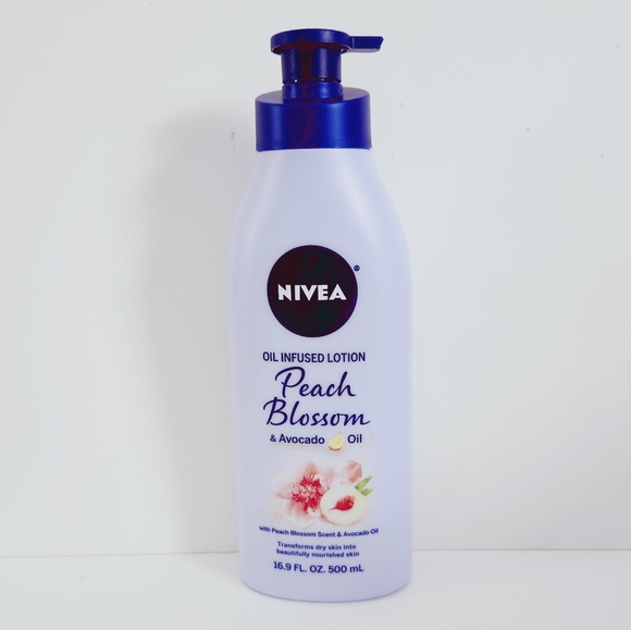 🔮3/$15 Nivea Oil Infused Body Lotion Peach Blossom and Avocado Oil - Picture 1 of 8